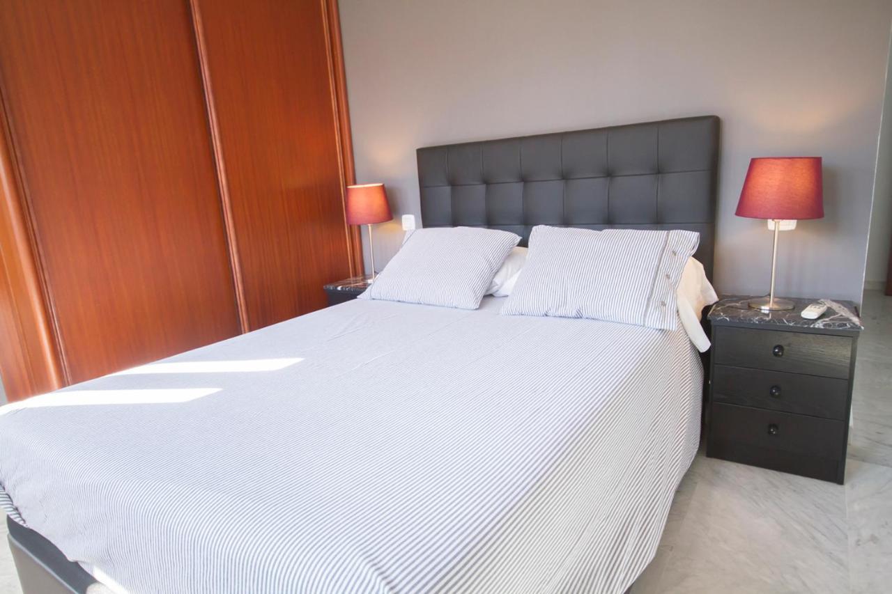 Apt Calle Froilan De La Serna * Séville